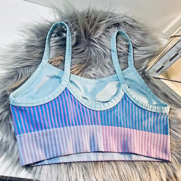 No Boundaries Juniors' Seamless Color Block Ribbed Brami Bralette Size Small - Picture 2 of 5